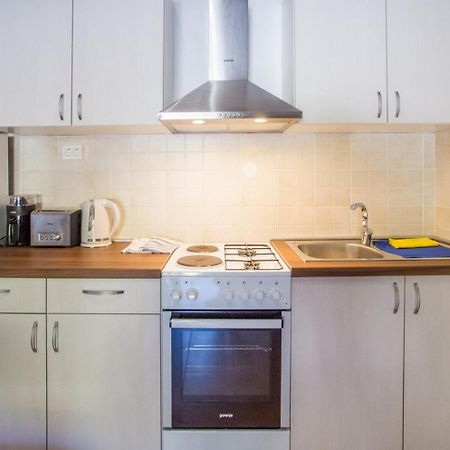 Holiday House Macic Βις Εξωτερικό φωτογραφία